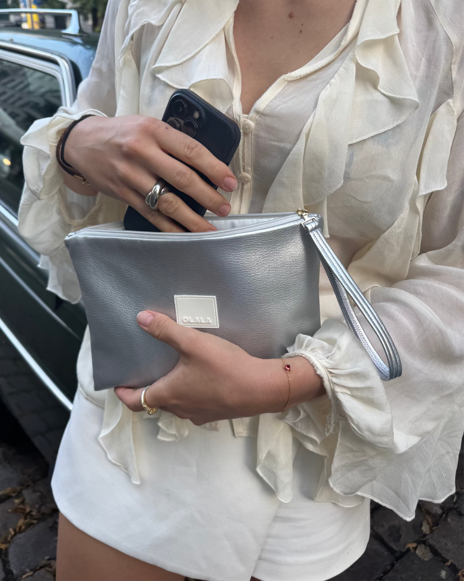 Astar Pouch